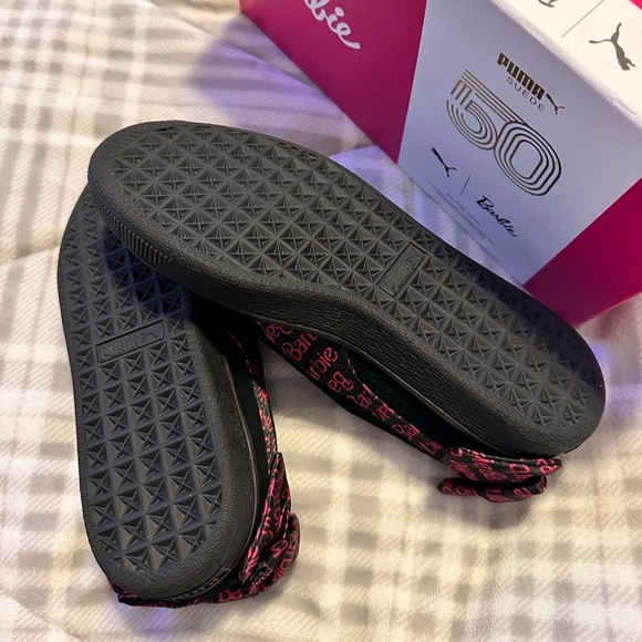 NEW Barbie Puma Suede Sneakers Women’s Size 7 - Picture 8 of 10